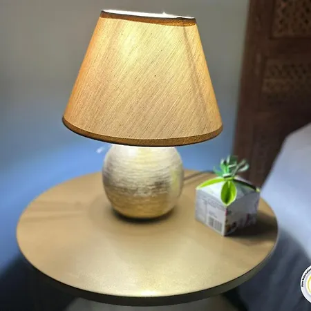 Azor International I Lägenhet